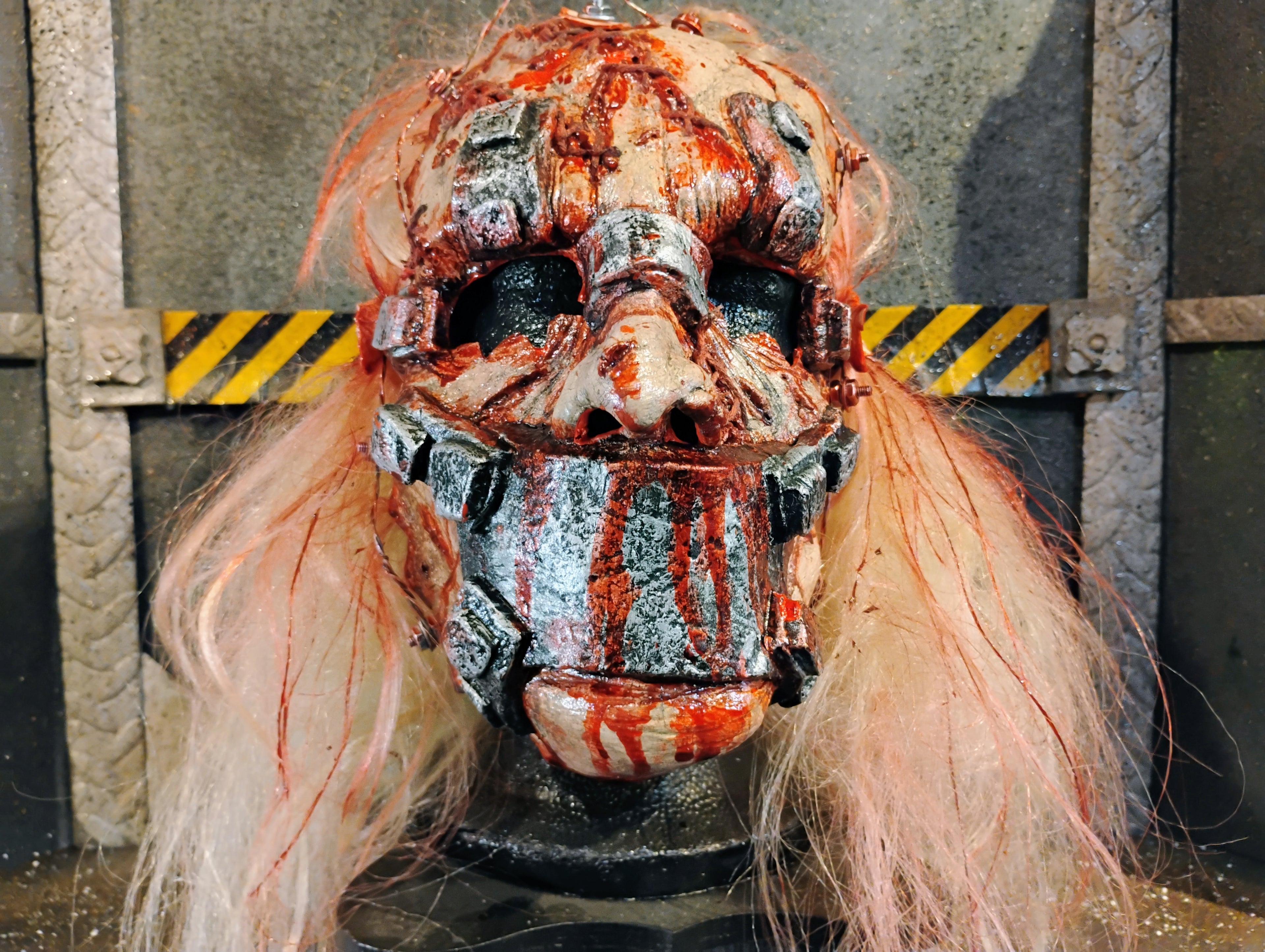 Masochist half mask with full wig